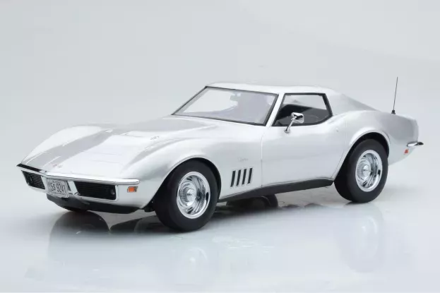 Norev Chevrolet Corvette Coupe 1969 1:18 189032